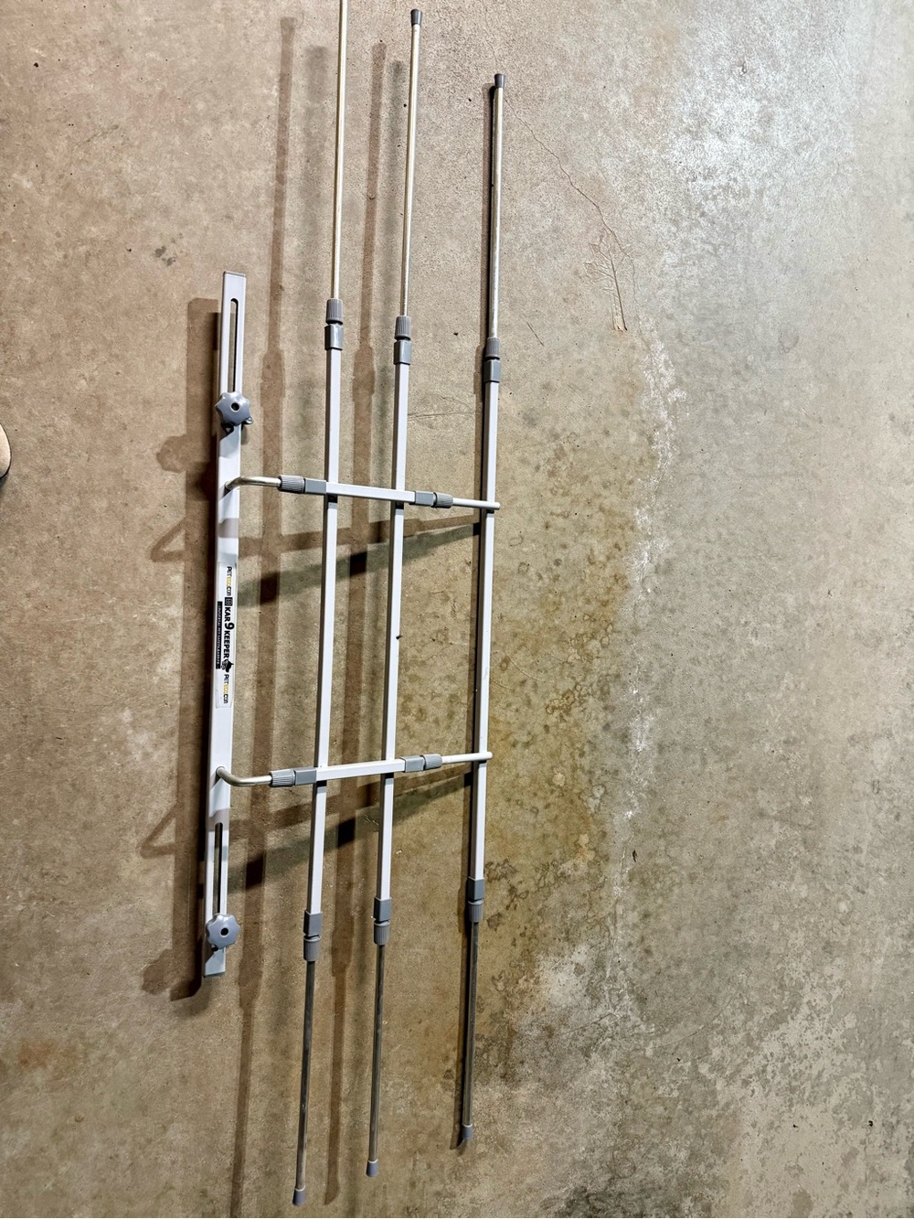 PetEgo Kar 9 Keeper Car Barrier - silver